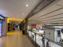 Lucky Plaza (D9), Retail #470205691